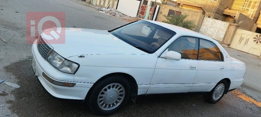 تويوتا كراون